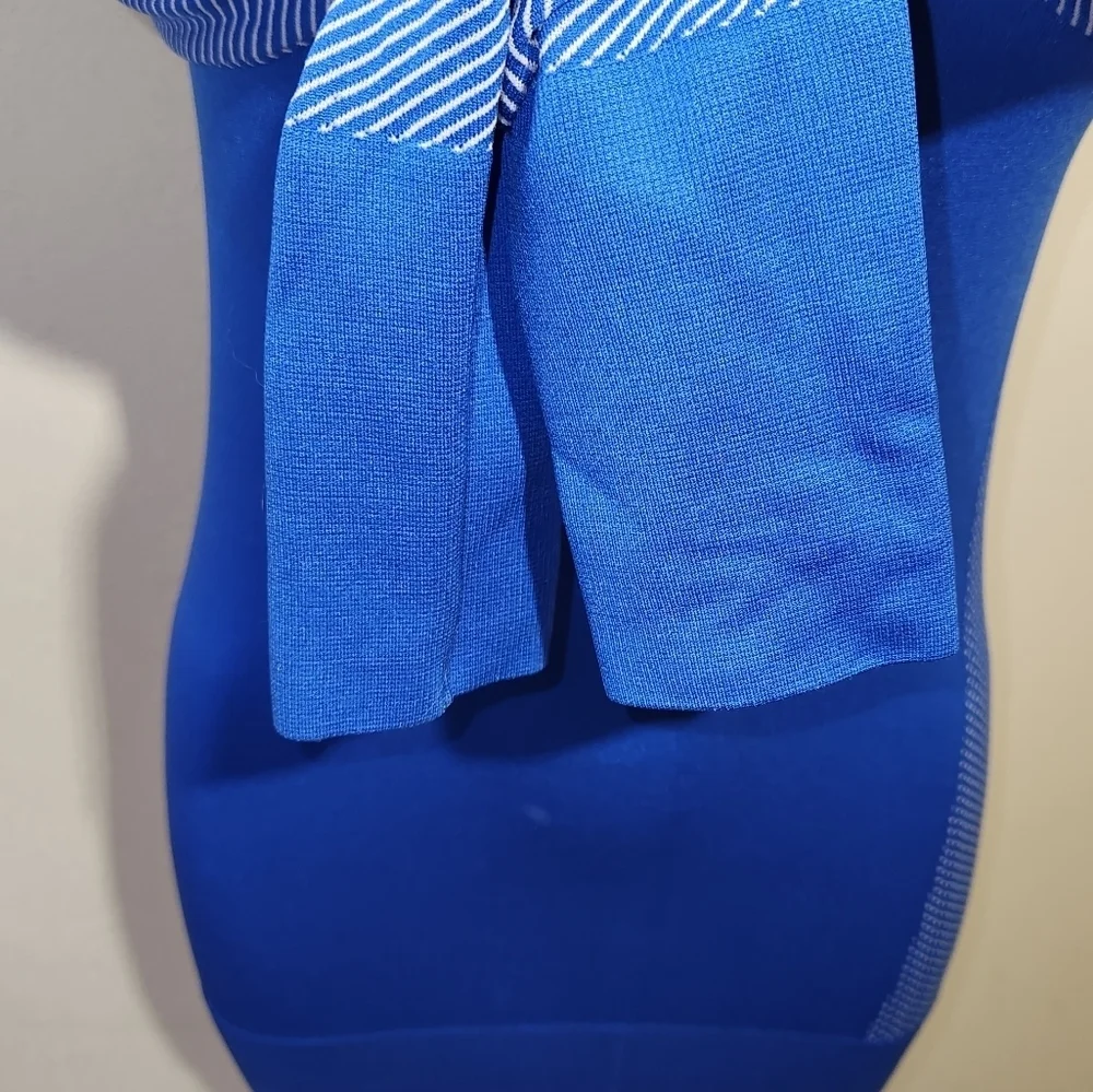 NIKE Tunnel Neck Athletic Long Sleeve Women's Size XS